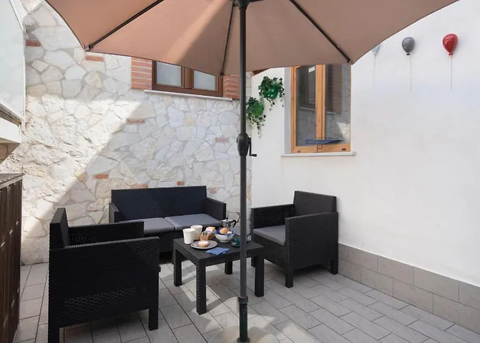 4 Bedrooms Apt In Sorrento Center Location&View
